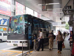 新宿高速バスターミナル 京王バス 東京考察 114 Banchan World